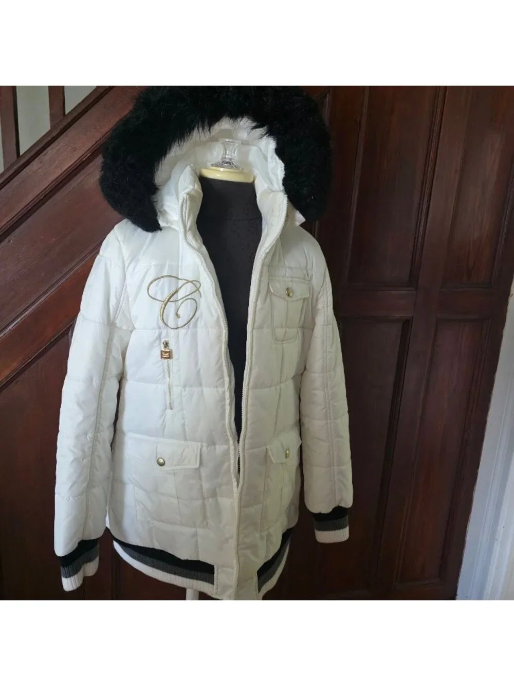 Coogi Womens White Quilted Jacket With Faux Fur Hood & Gold Embroidery Size XL F